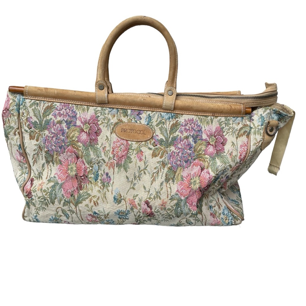 Vintage Tapestry Leather Duffel Weekender Travel Bag Carry on Carpet 70’s Boho20